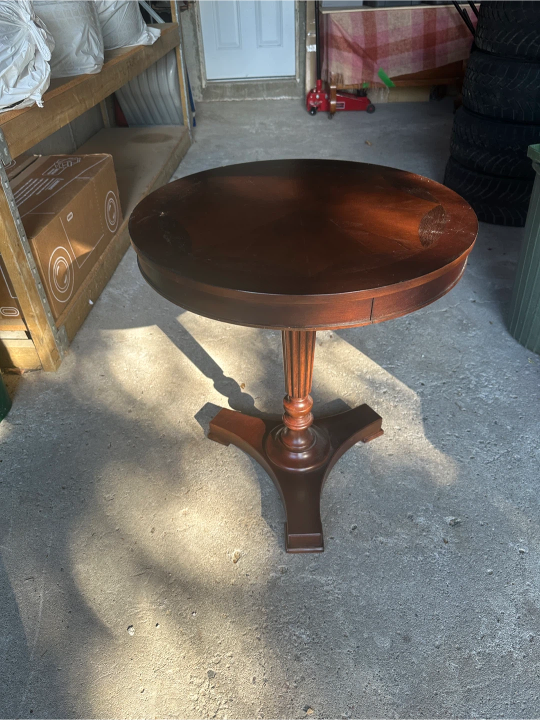 CURB ALERT: Bombay & Co. Round Accent Table