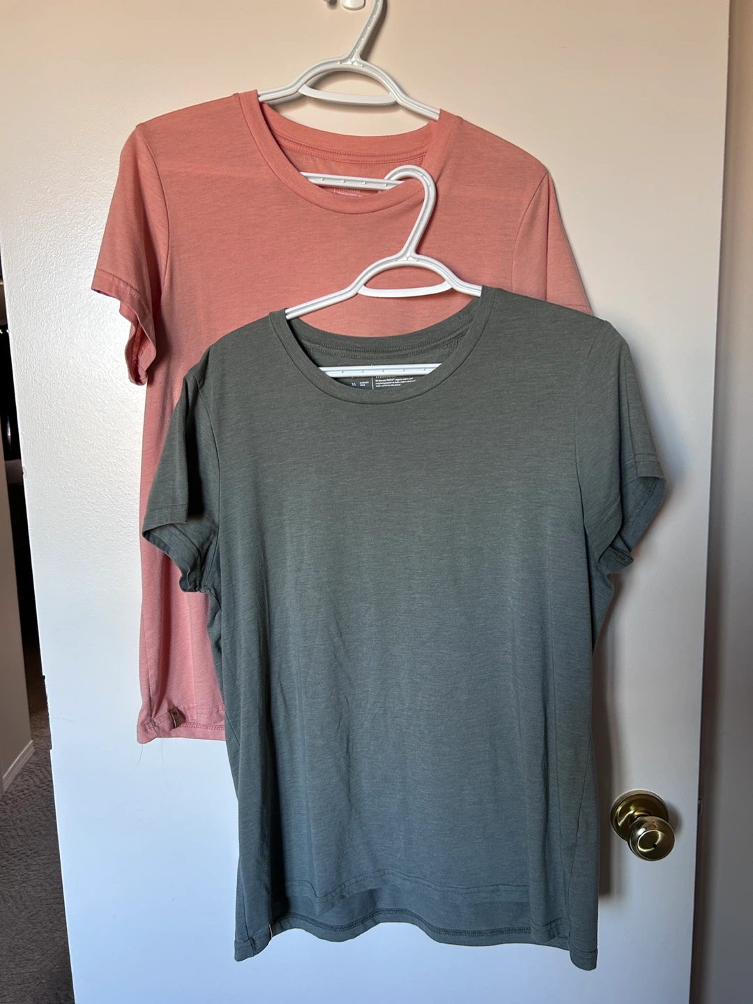 Tentree T-Shirts XL (Women) - photo 5