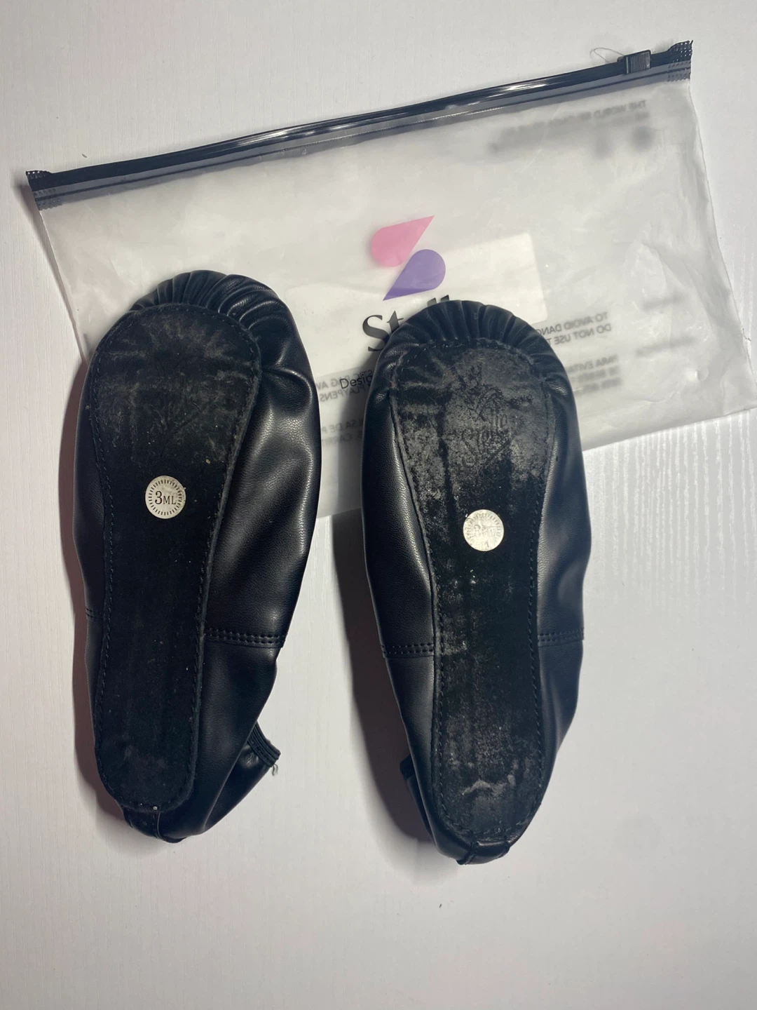 Stelle Black Leather Ballet Shoes - Size 3ML - photo 2