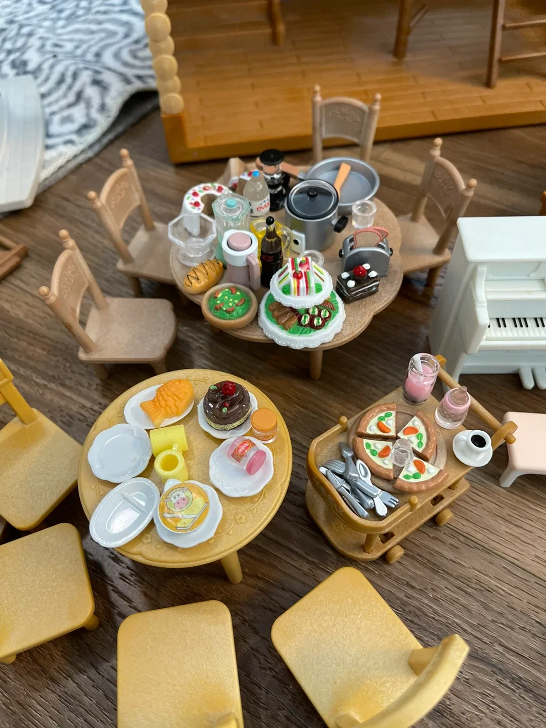 Calico’s Critters Family, House, Car, Lodge image indicator(10)