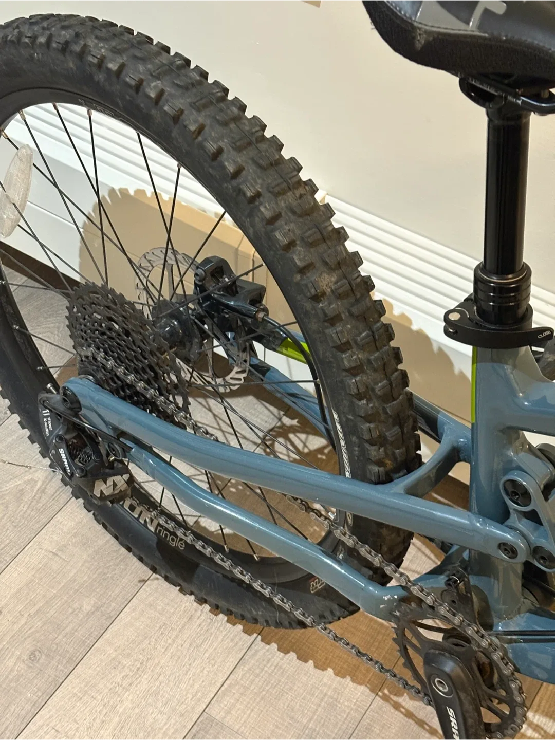 2023 Norco Fluid FS1 24 Mountain Bike image indicator(6)