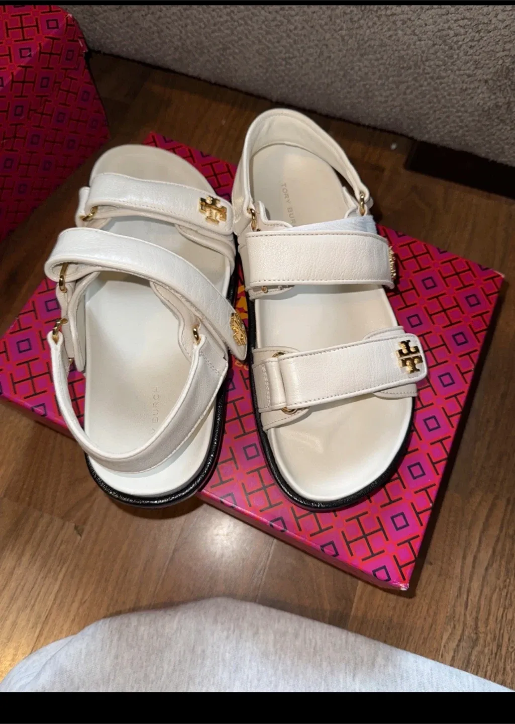 Tory Burch Kira Sport Sandal - Size 6.5 - New Ivory image indicator(4)