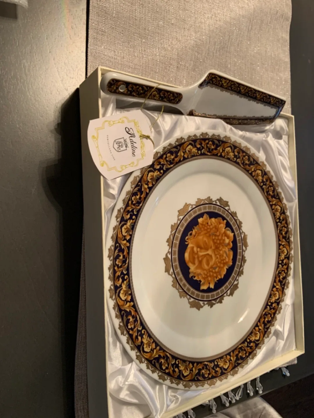 Adeline Porcellana Fine Decorative Plate with Server, New in Box image indicator(2)