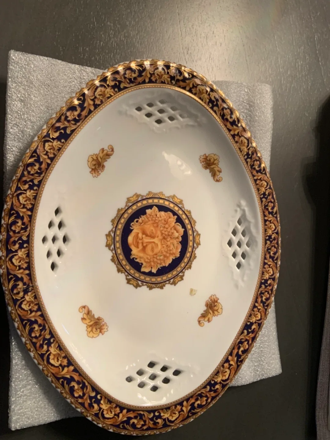 Adeline Porcellana Fine Decorative Plate with Server, New in Box image indicator(3)