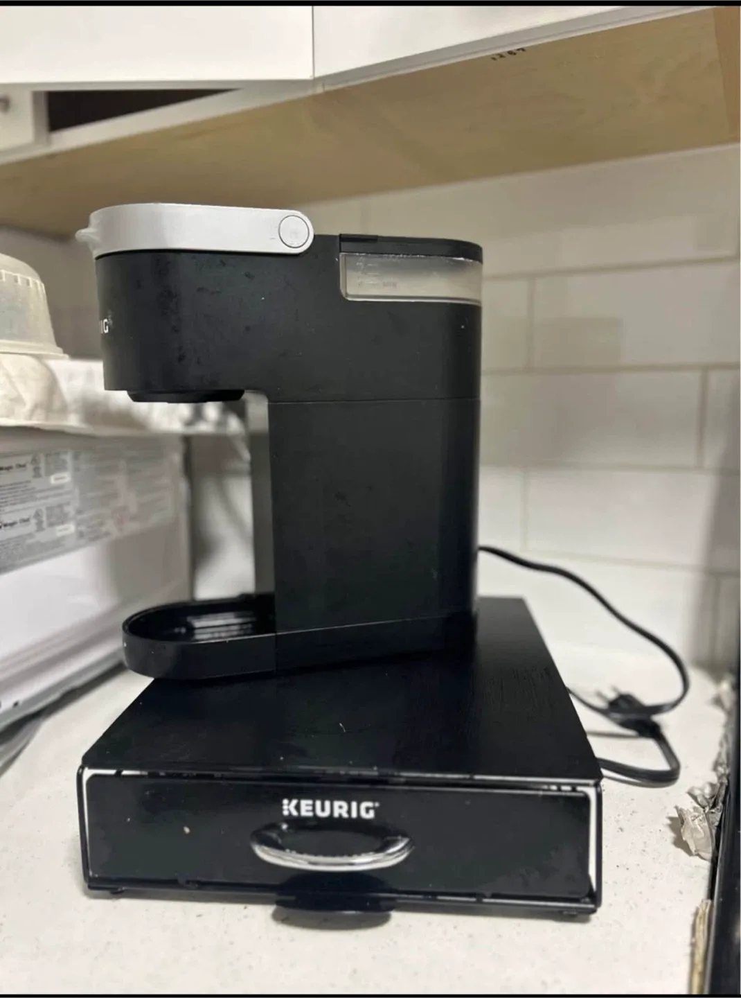 Keurig K- Coffee Maker - Black image indicator(2)