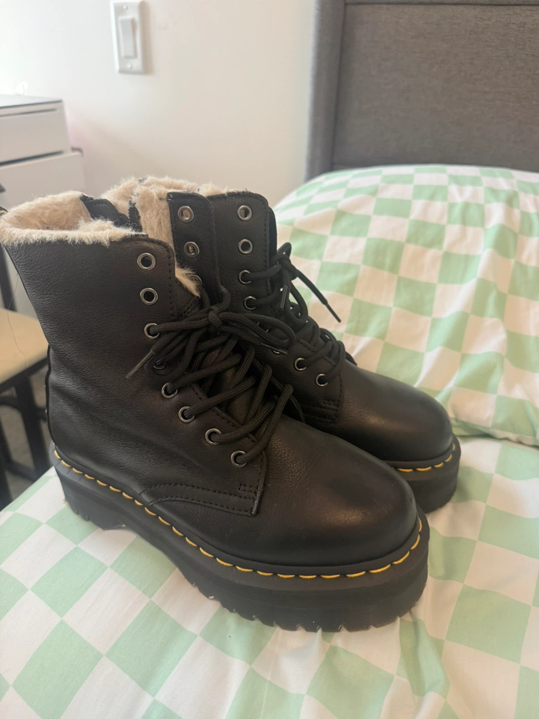 Dr. Martens Jadon FL Black Platform Boots - US 7