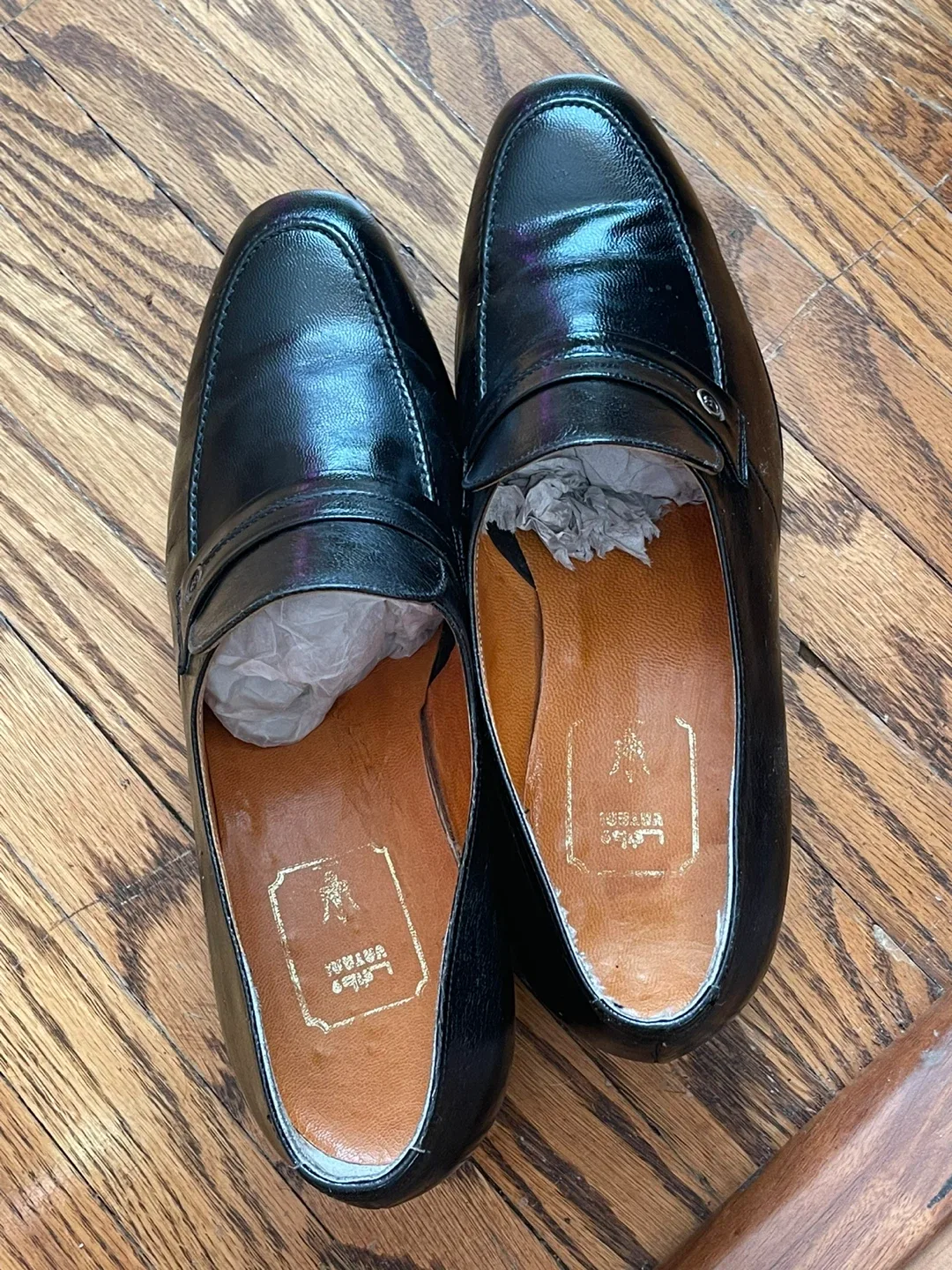 Vatani Black Leather Loafers image indicator(4)