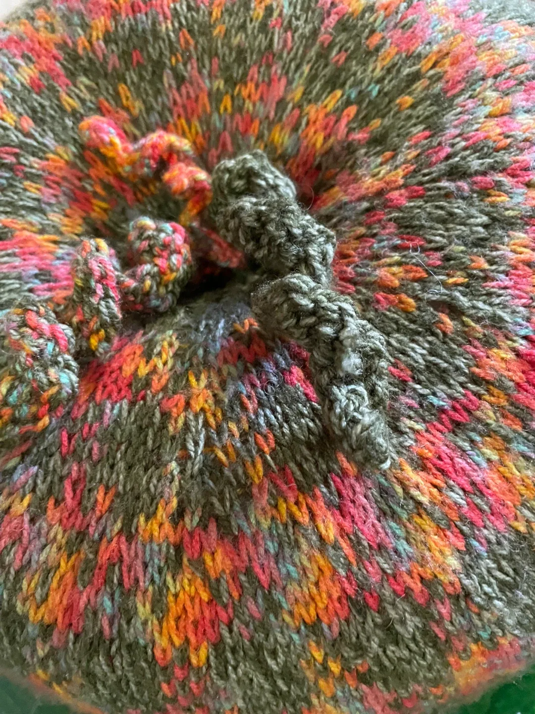 🥕HAND KNITTED PUMPKIN 🎃 CUSHION image indicator(3)