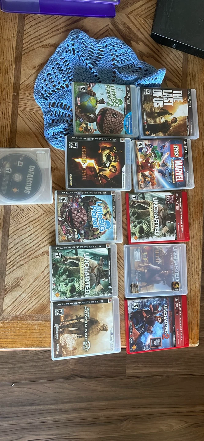 PlayStation 3 (PS3) Console + Games - photo 2
