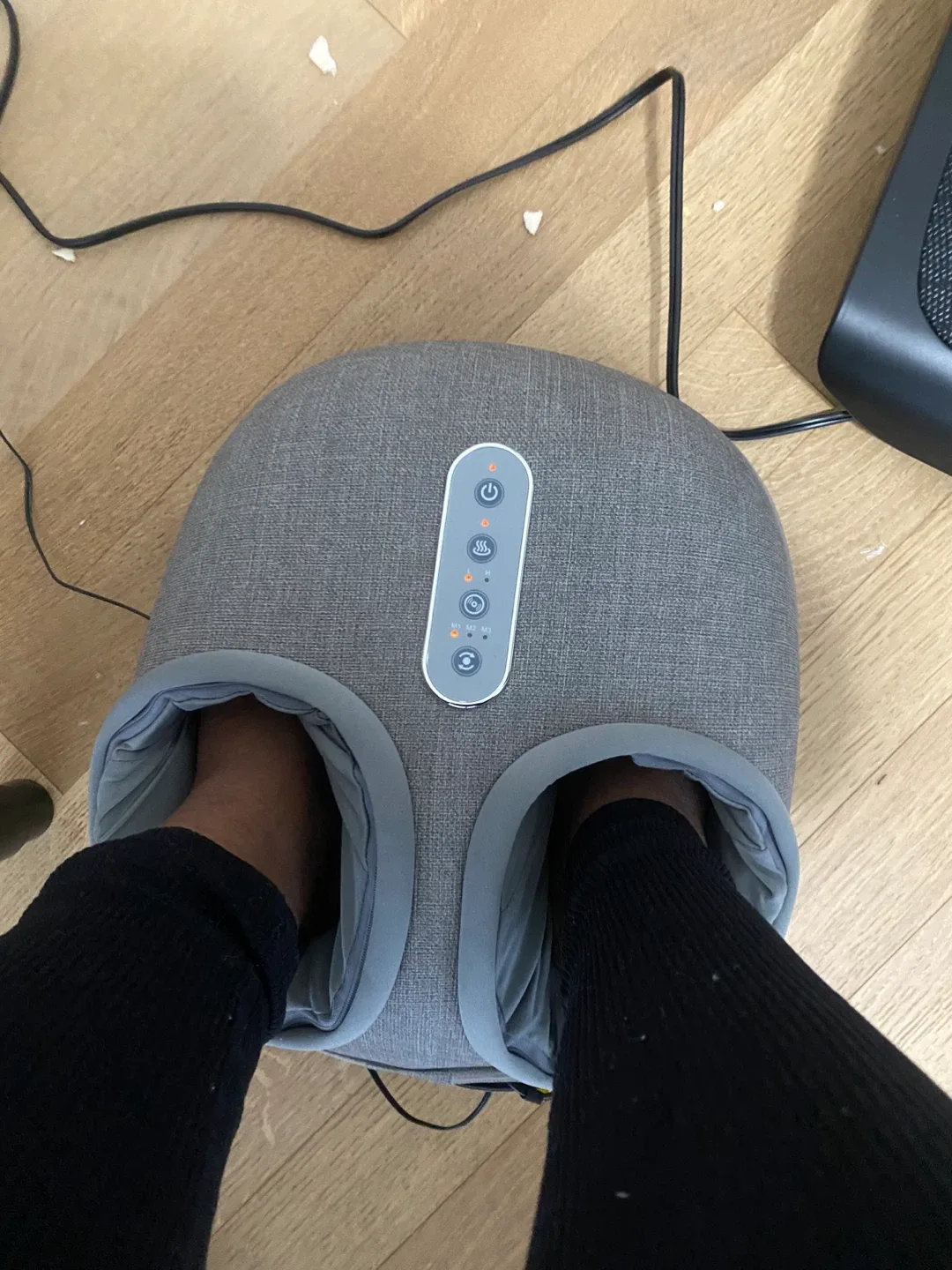 Medcursor Shiatsu Foot Massager with Heat image indicator(2)