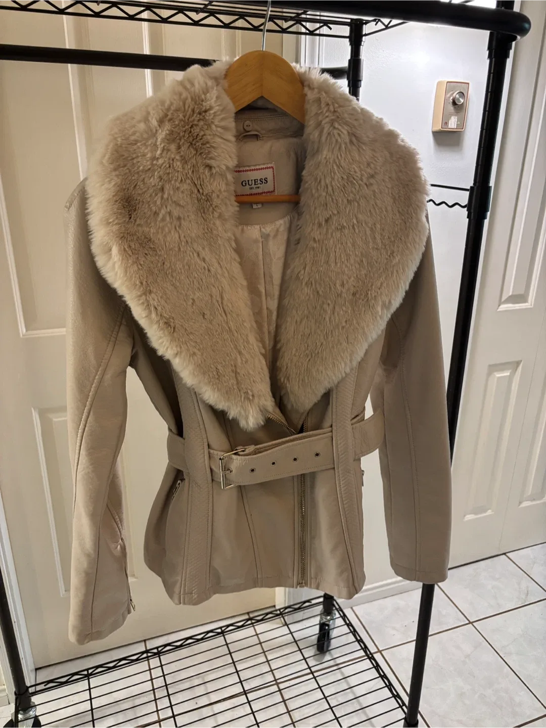 Women’s GUESS Faux Fur & Leather Jacket 🖤 Size L  $125