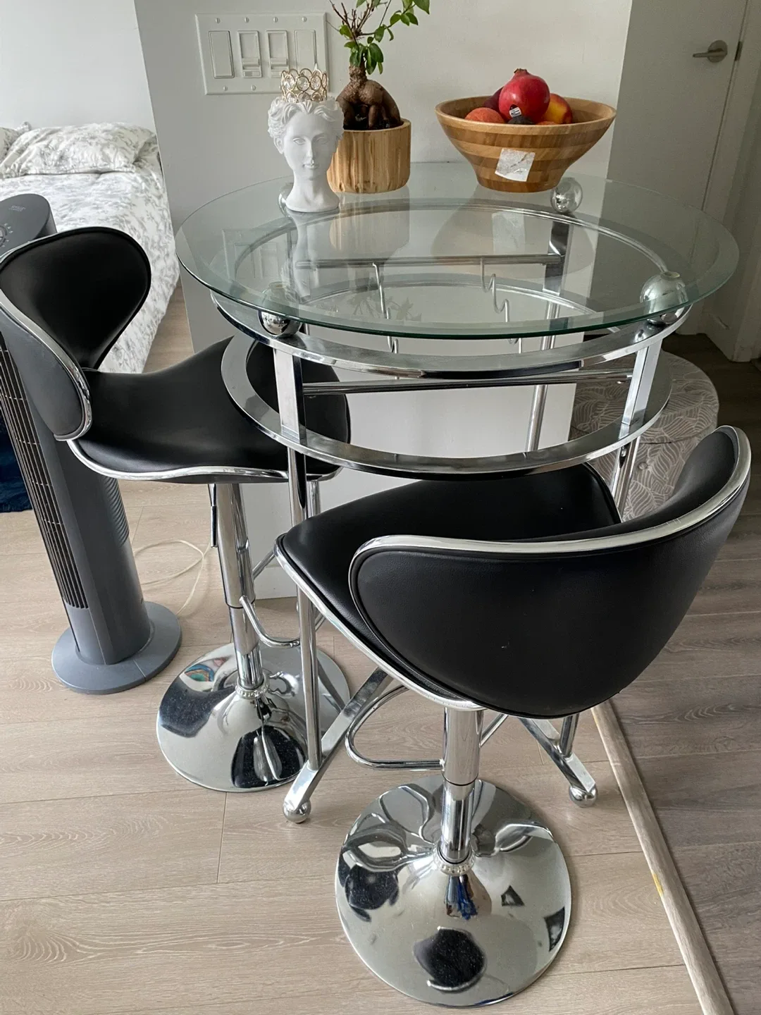 High top table and bar stools image indicator(2)