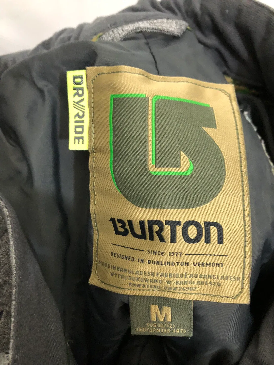 Children’s Grey Snowpants. Size Medium. image indicator(6)