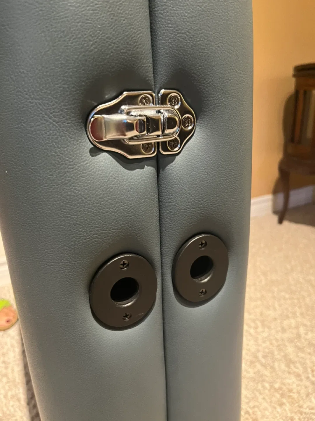 Best Body Portable Massage Table - Blue image indicator(6)