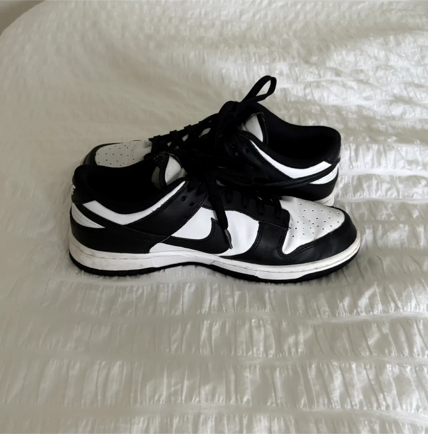 Nike Dunk Low Panda Shoes image indicator(3)