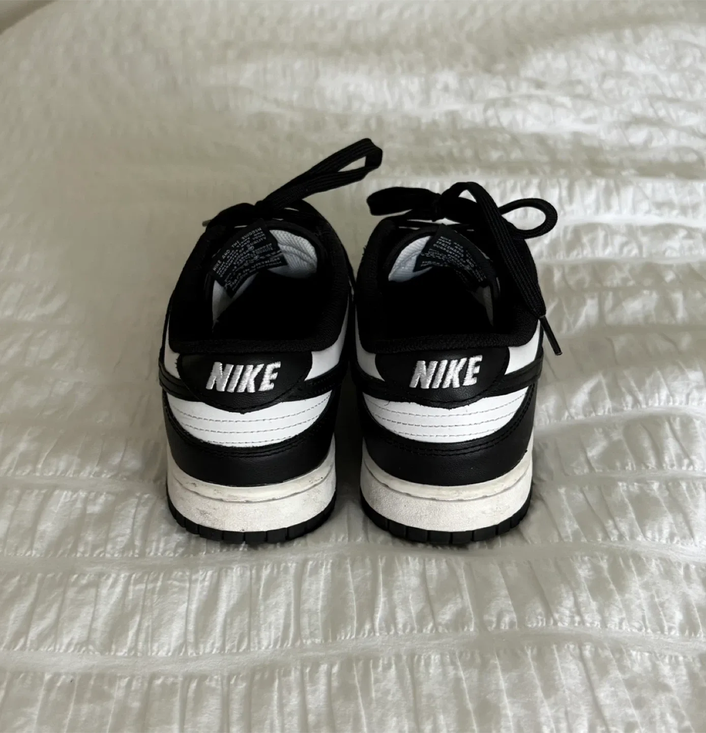 Nike Dunk Low Panda Shoes image indicator(2)