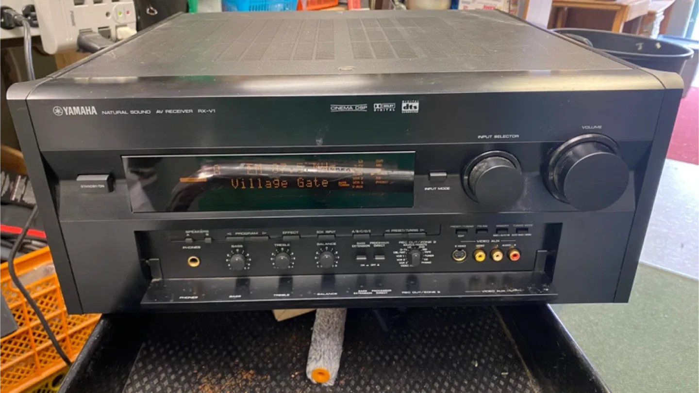 Yamaha Natural Sound AV Receiver RX-V1 image indicator(3)