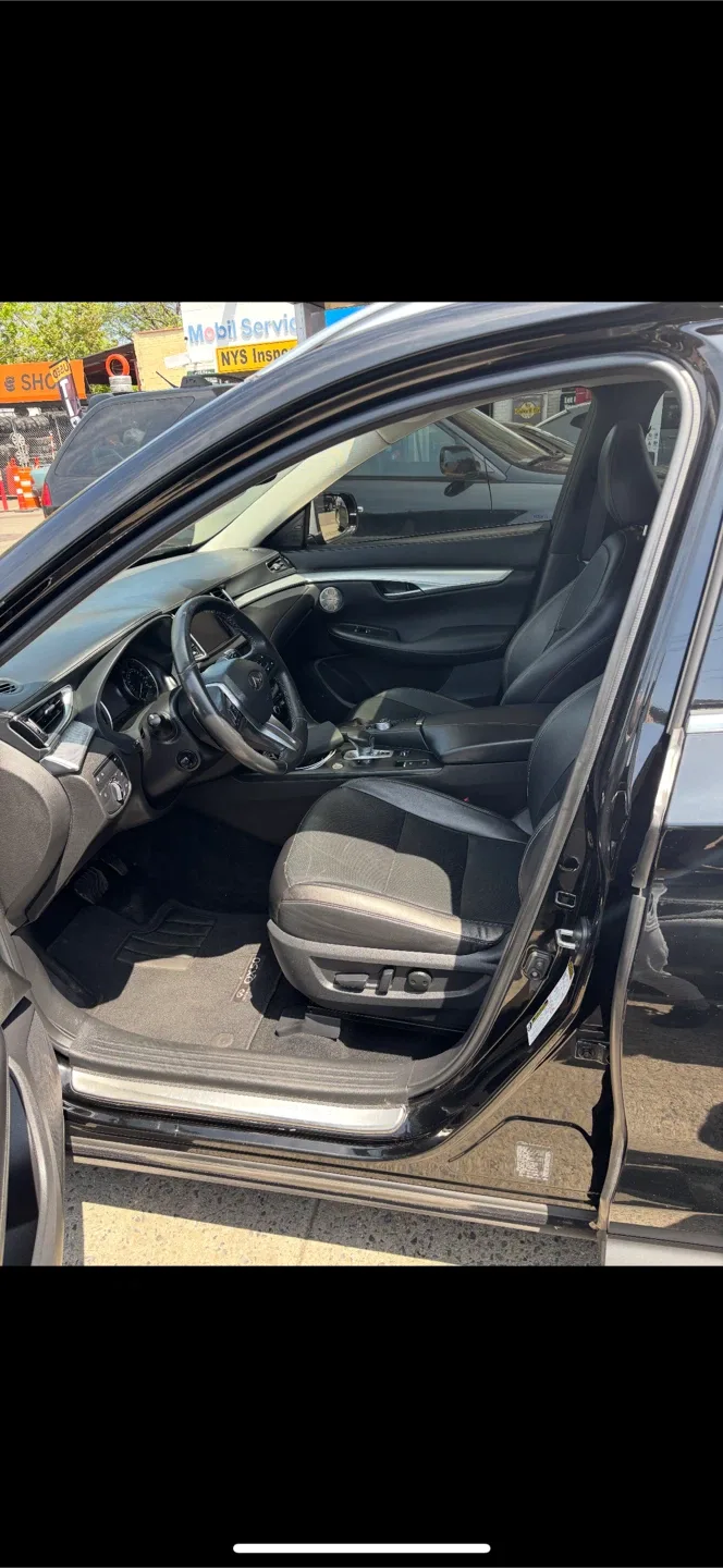 2019 Infinity QX50 Great Condition image indicator(4)
