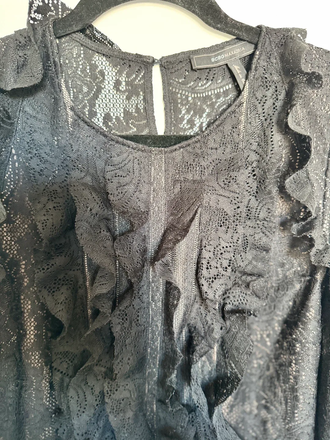 BCBGMAXAZRIA Black Lace Ruffle Top - Size M image indicator(3)