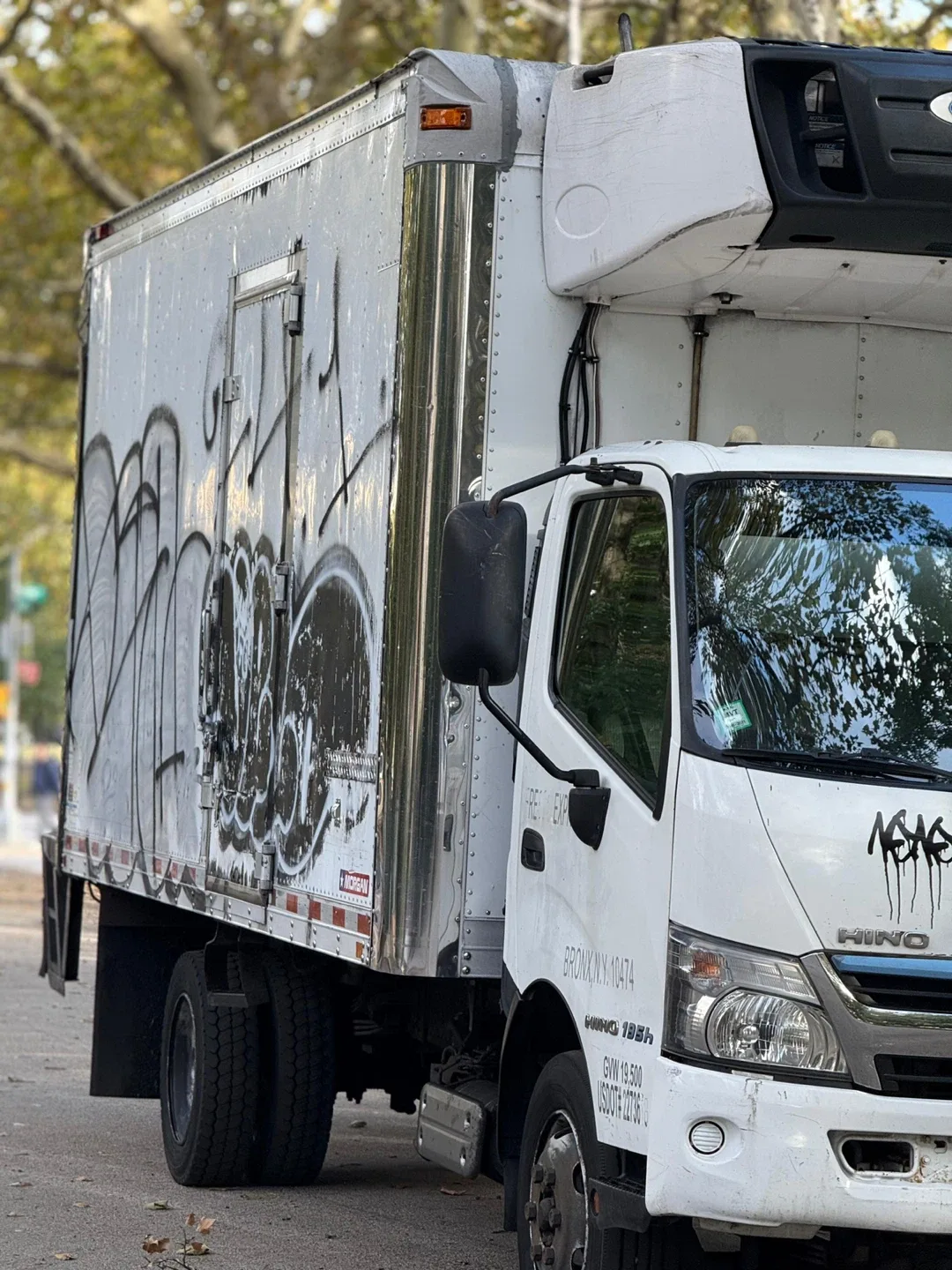 2015 HINO 195 BOXED REFER " REFRIGERATOR"TRUCK 18' FEET image indicator(6)