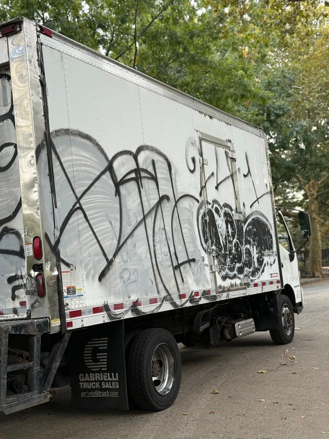 2015 HINO 195 BOXED REFER " REFRIGERATOR"TRUCK 18' FEET image indicator(3)