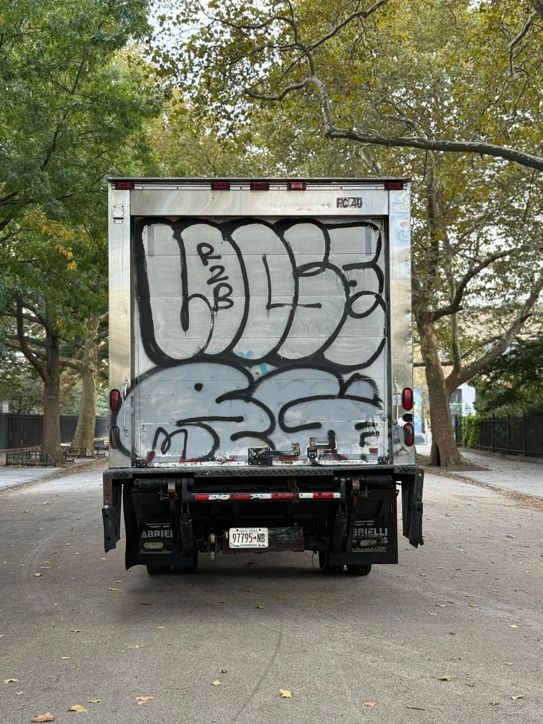 2015 HINO 195 BOXED REFER " REFRIGERATOR"TRUCK 18' FEET image indicator(5)