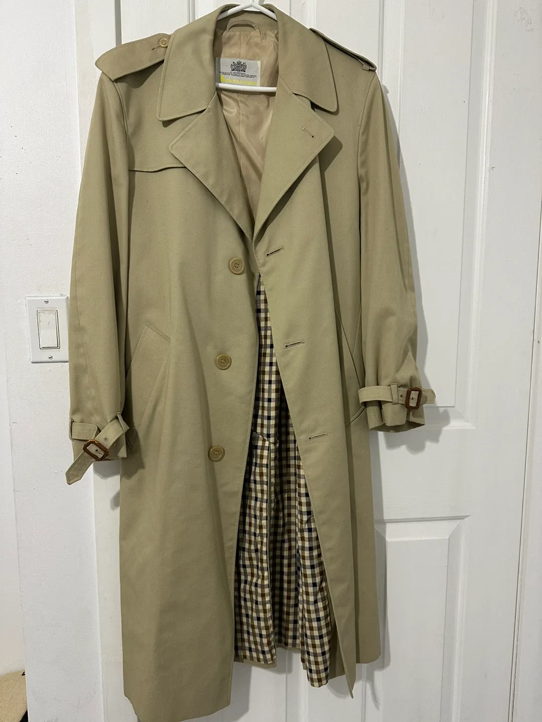 Aqua 5 Beige Trench Coat image indicator(6)