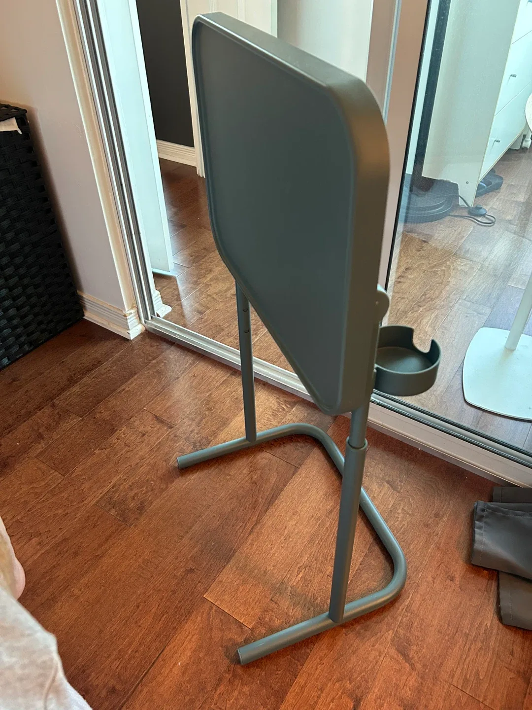 IKEA Bjorkasen gray table image indicator(2)