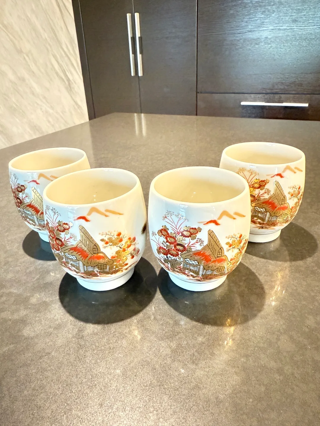 Set of 4 Japanese Tea Cups thumbnail