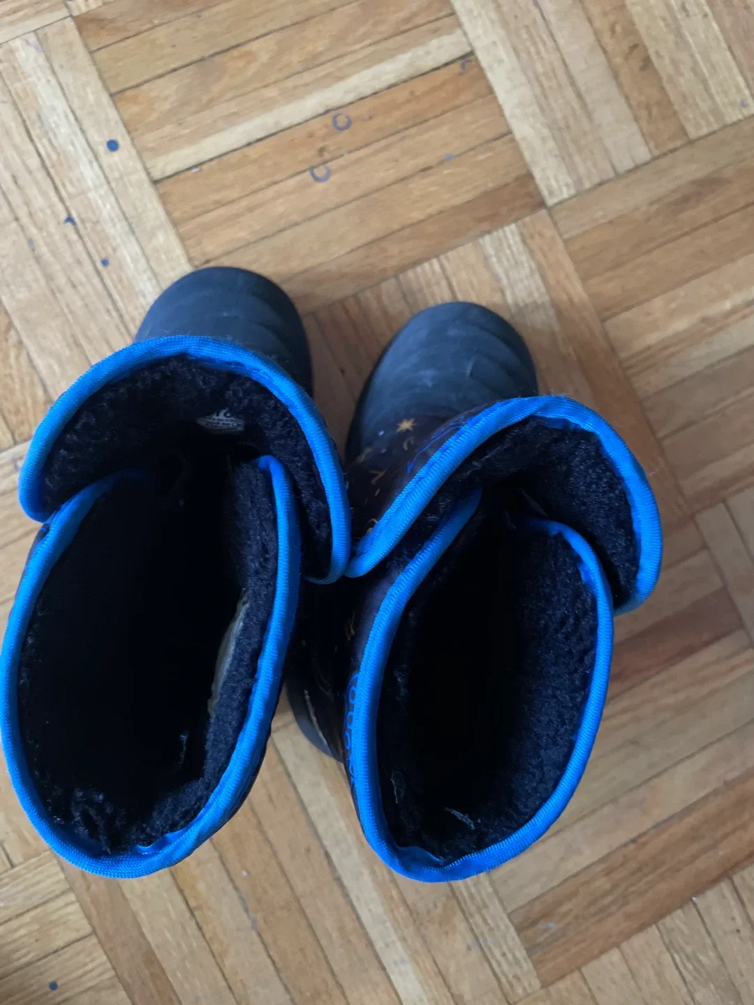 Ice Fields Kids Winter Boots - Size 10 image indicator(4)