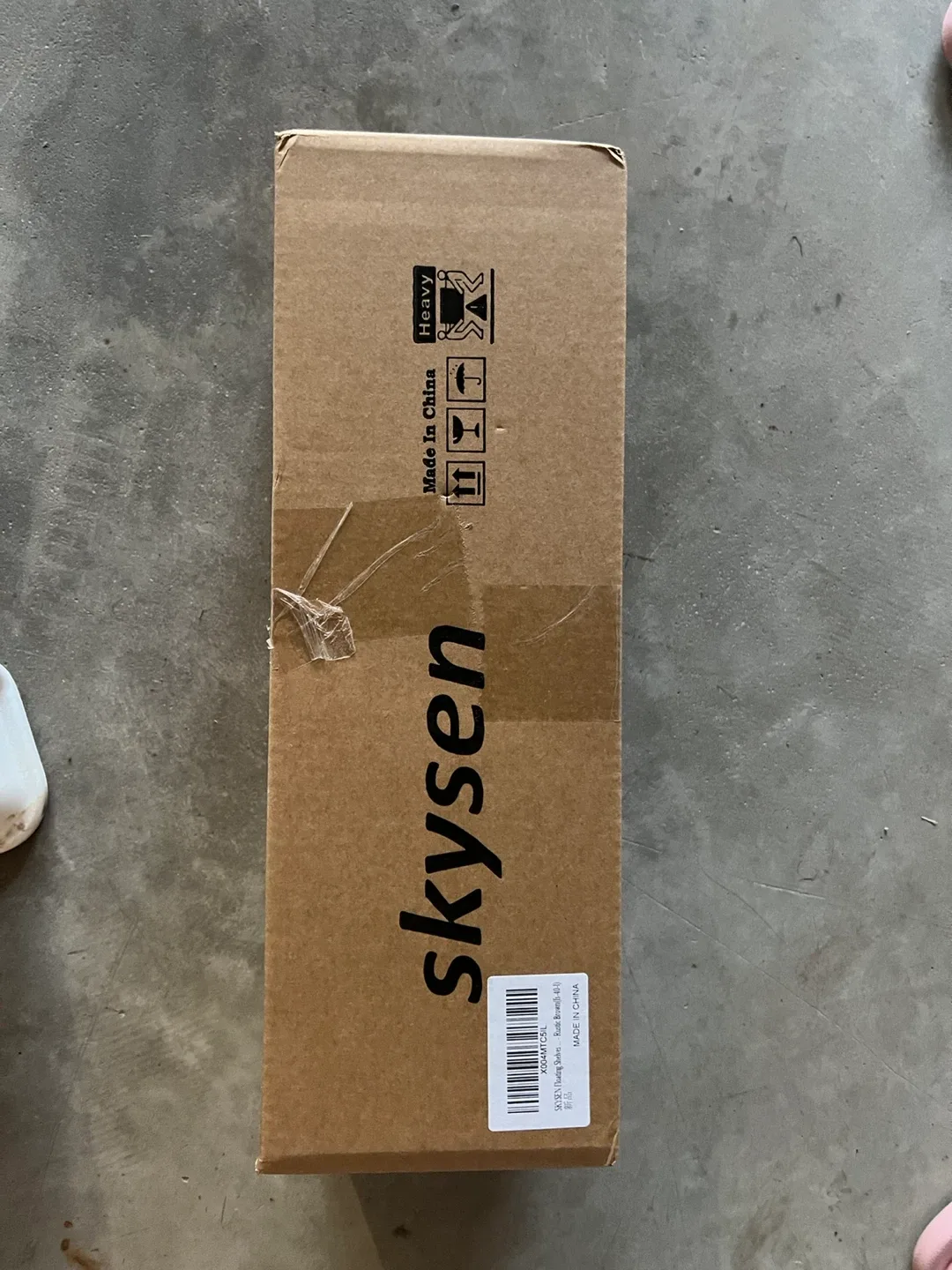 Skysen Floating Shelves, New in Box set of 6 image indicator(2)