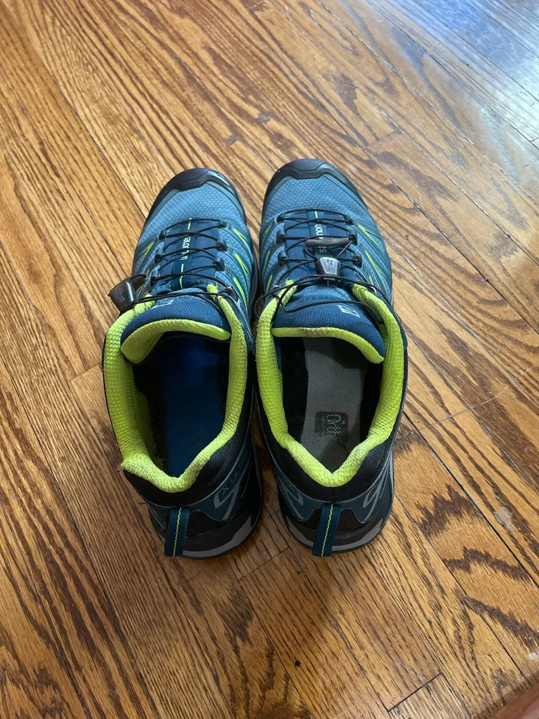 Salomon Trail Running Shoes, Size 12 to 12.5 image indicator(2)