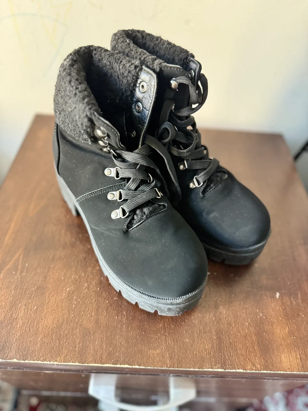 Black Ankle Boots with Sherpa Collar image indicator(2)