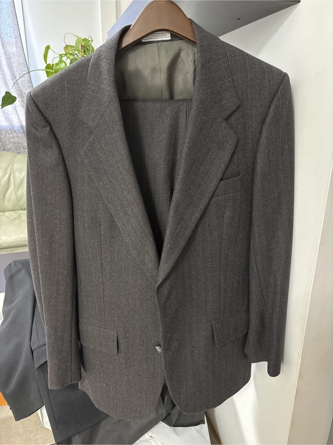 🥕 Henley by Par, Pure Virgin Wool Suit