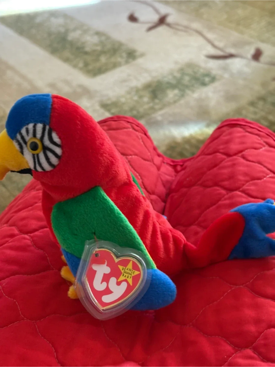 Ty Beanie Baby - Scarlet the Macaw Parrot image indicator(2)