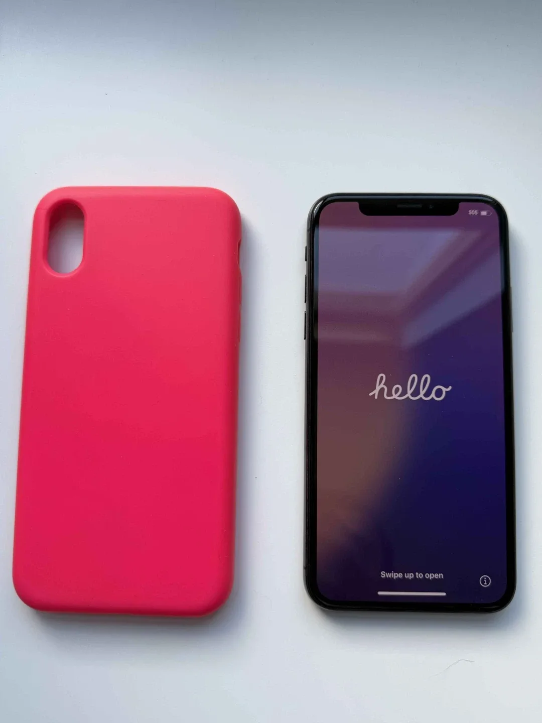 iPhone Xs 64GB Space Gray image indicator(2)