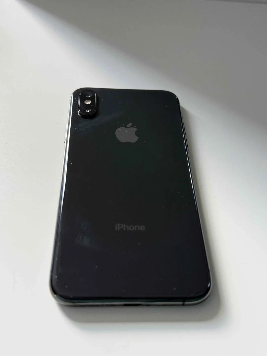 iPhone Xs 64GB Space Gray image indicator(3)