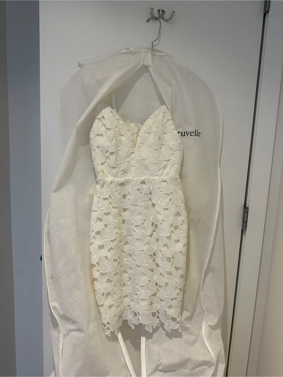 Truvelle White Lace Mini Dress image indicator(3)