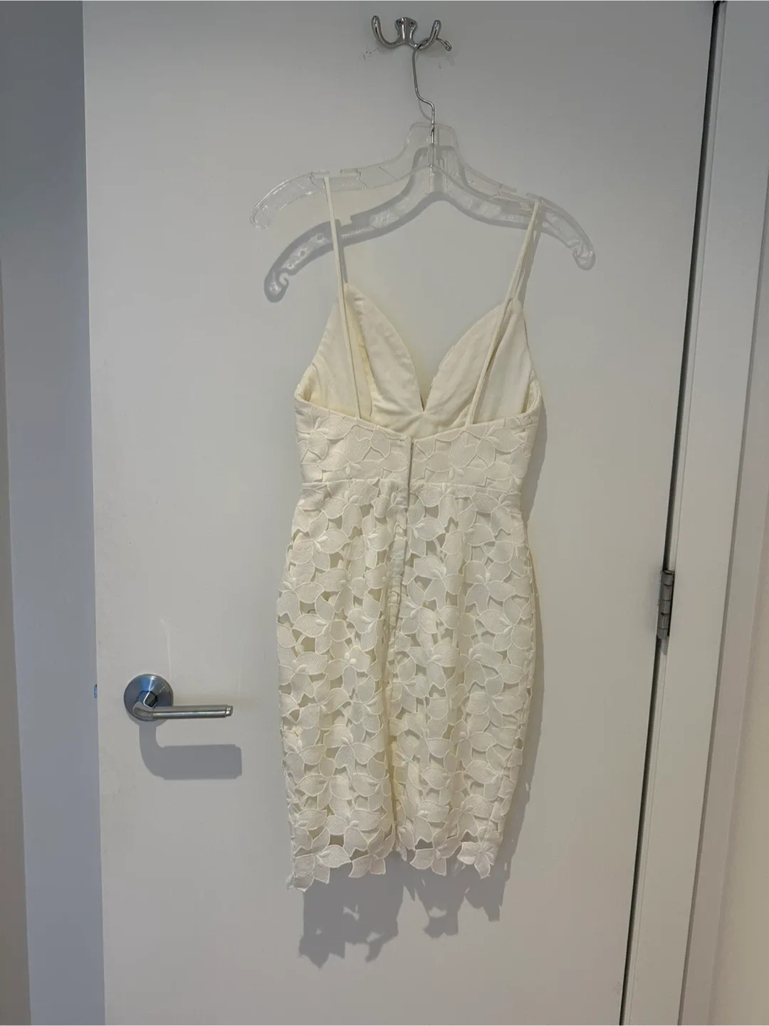 Truvelle White Lace Mini Dress image indicator(4)