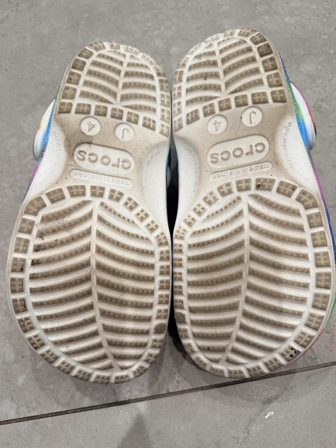 Crocs Classic Clog, Size 4J, Rainbow - photo 2