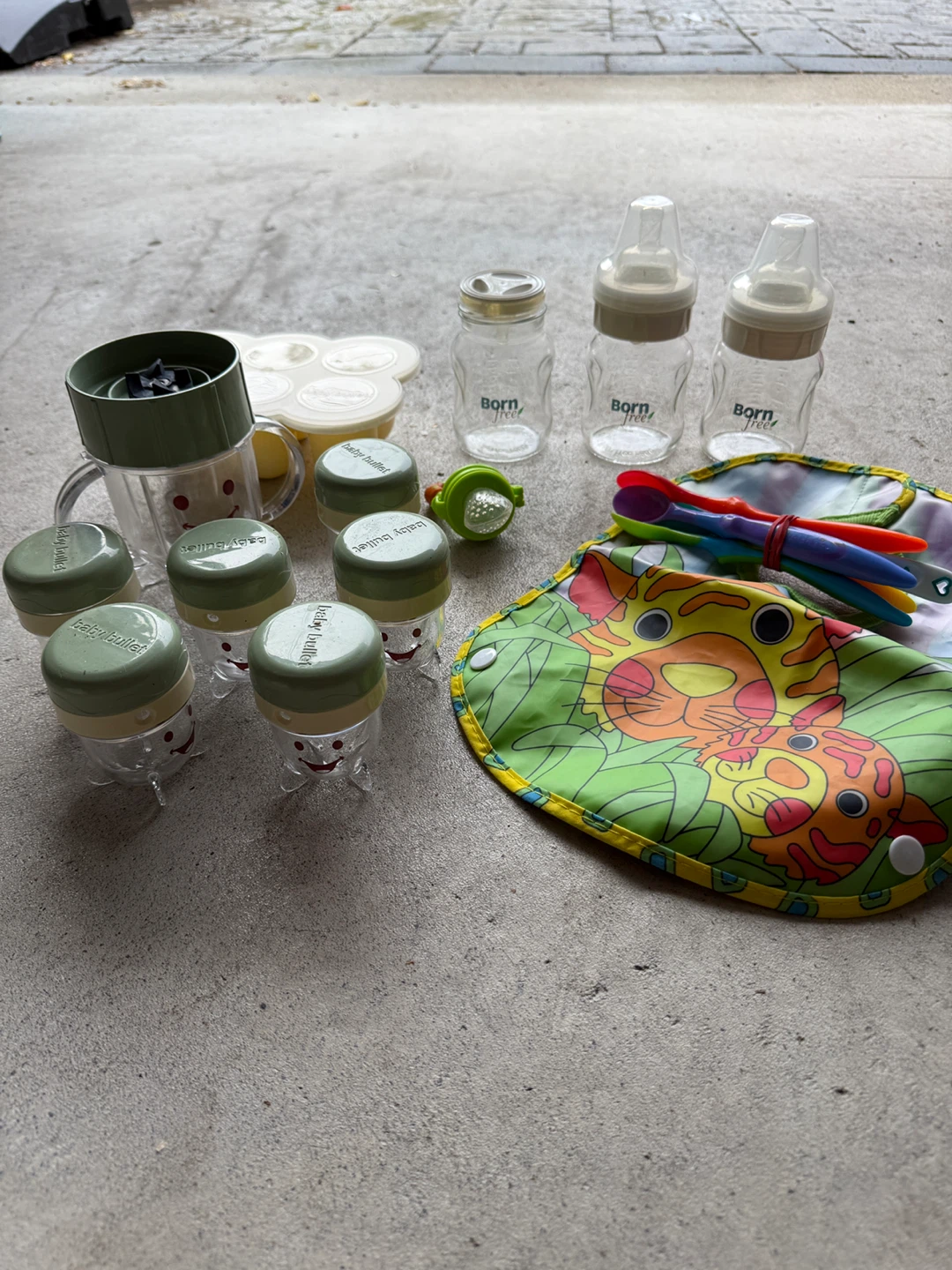 Baby Bullet Accessories & Born Free Bottles