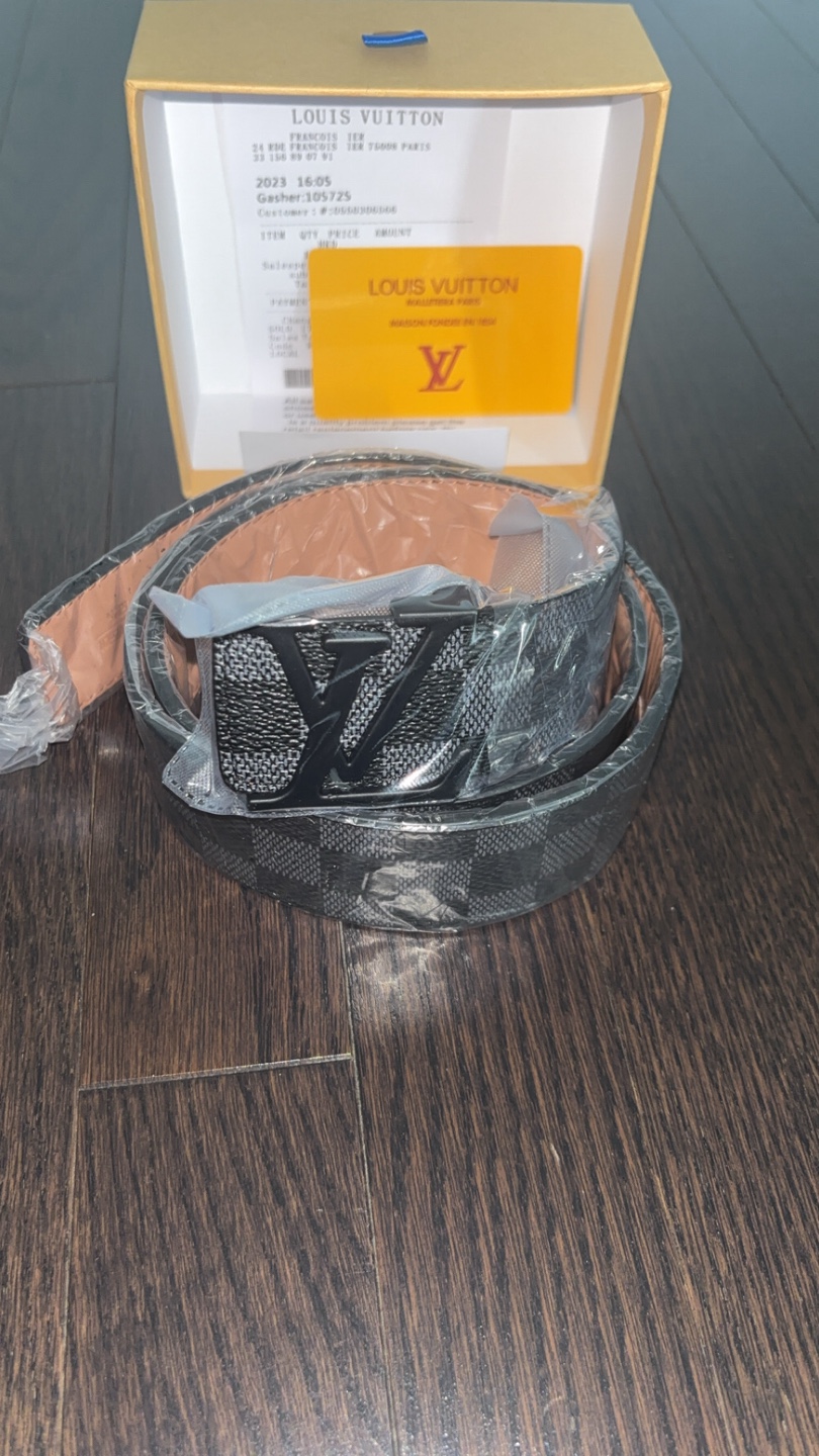 Louis Vuitton Belt Size 30-33 Inch