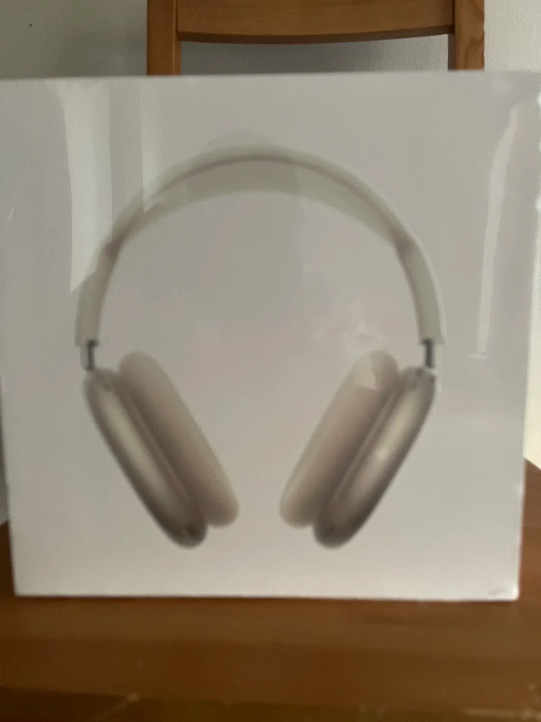 Sealed BNIB Apple AirPods Max image indicator(4)
