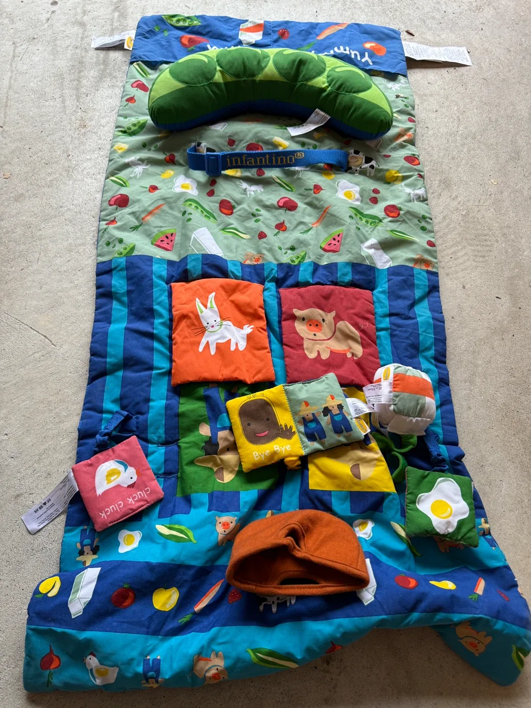 Infantino Tummy Time Mat with Pillow thumbnail