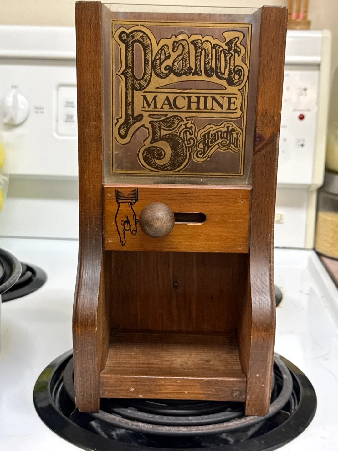 Treat dispenser, wood 🥕🥕🥕 thumbnail