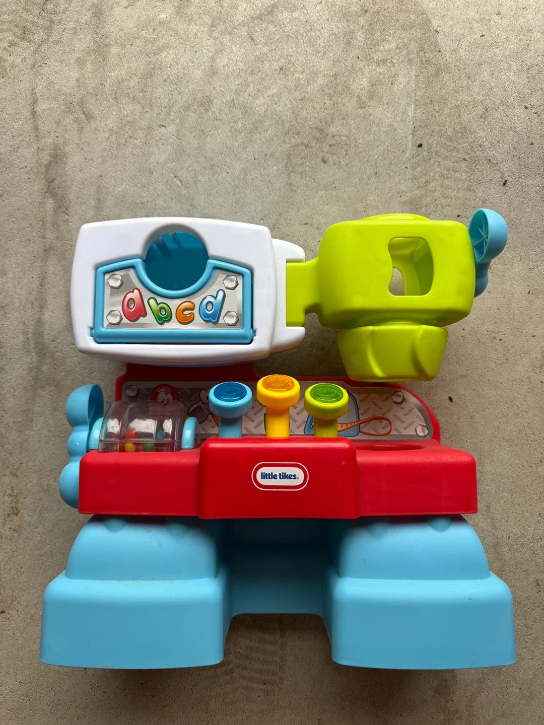 Little Tikes Activity Garden Water Table thumbnail