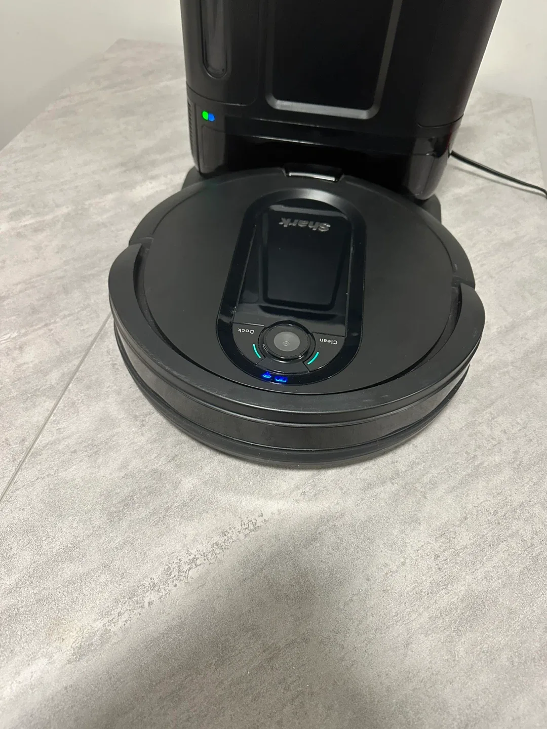 Shark Robot Vacuum with Self-Empty Base