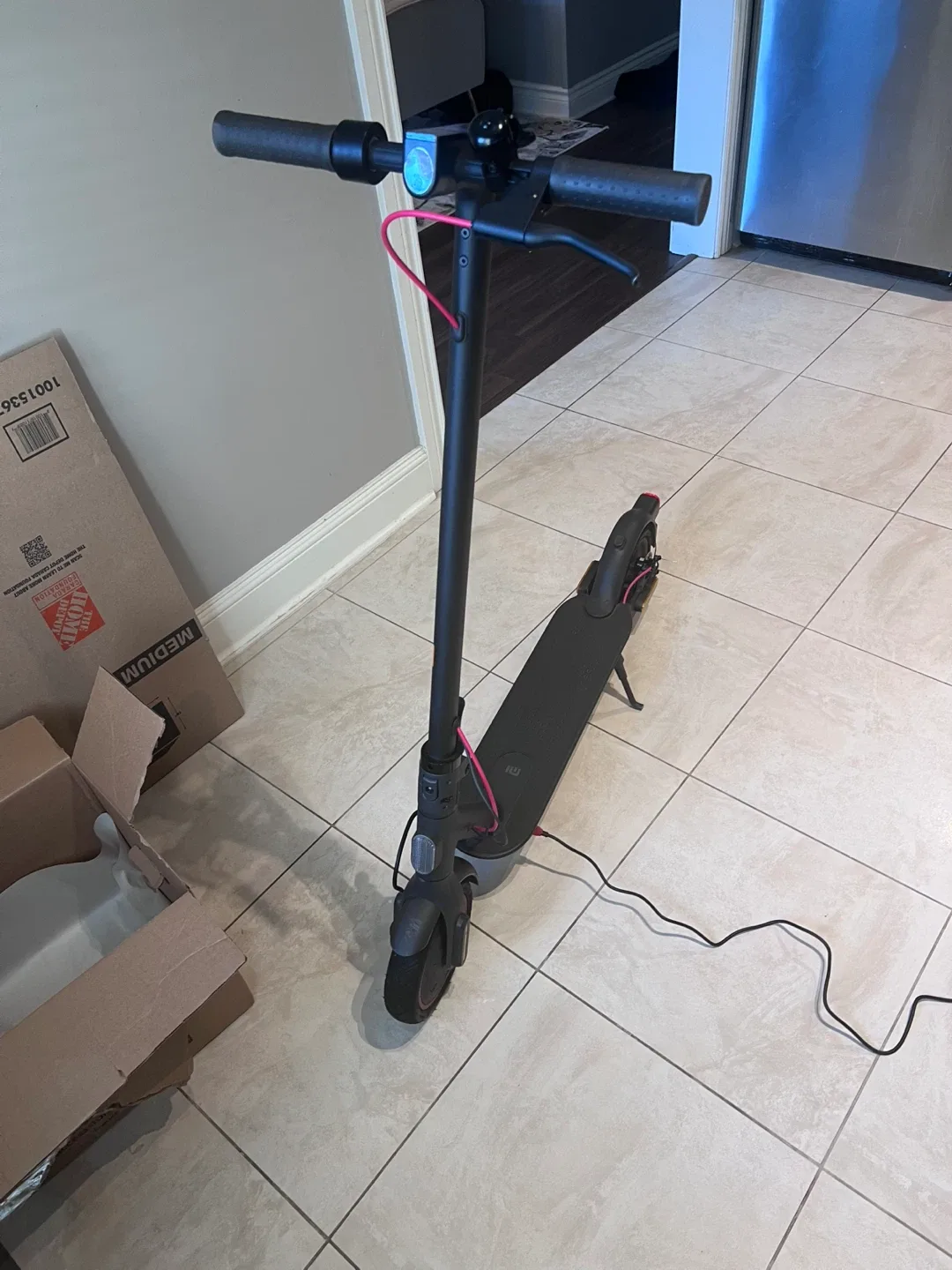 Xiaomi Mi Electric Scooter - Black image indicator(4)