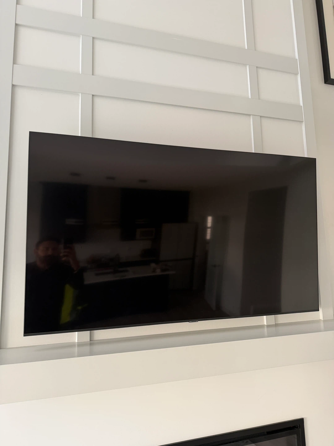 65" Samsung TV Crystal UHD | 6 Series | TU6900 - photo 2