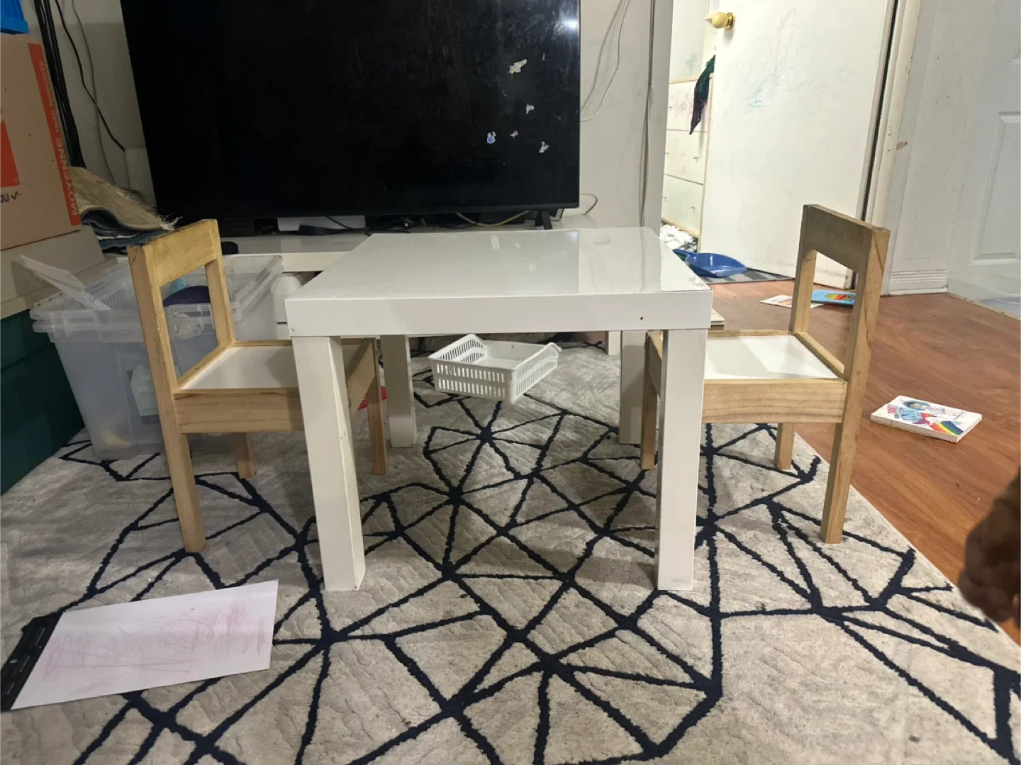 IKEA Children's Table and Chairs Set image indicator(2)